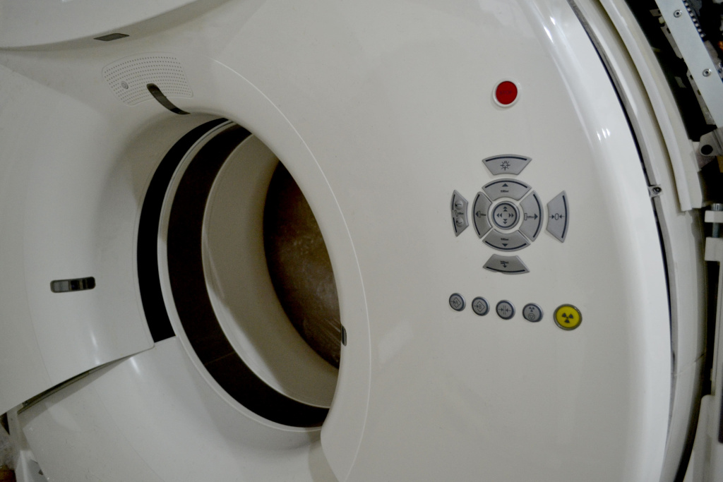 Поставка компьютерного томографа Siemens Somatom Definition AS 64