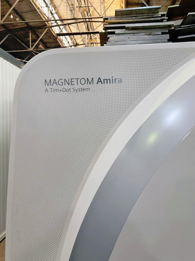 Поставка магнитно-резонансного томографа Siemens MAGNETOM Amira 1,5Тл